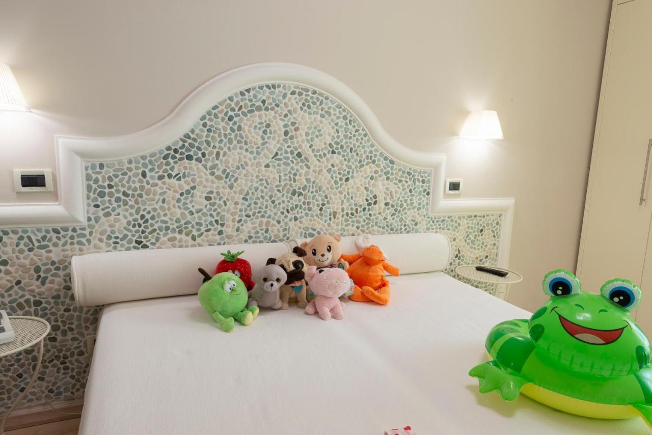 Hotel Dino San Benedetto del Tronto Exteriör bild